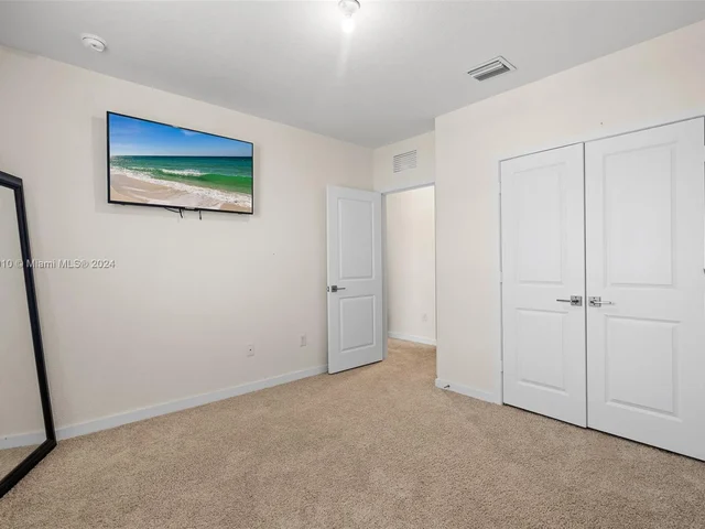 770 SE 18th St # 0, Homestead FL 33034