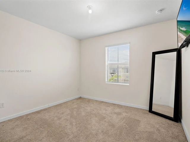 770 SE 18th St # 0, Homestead FL 33034