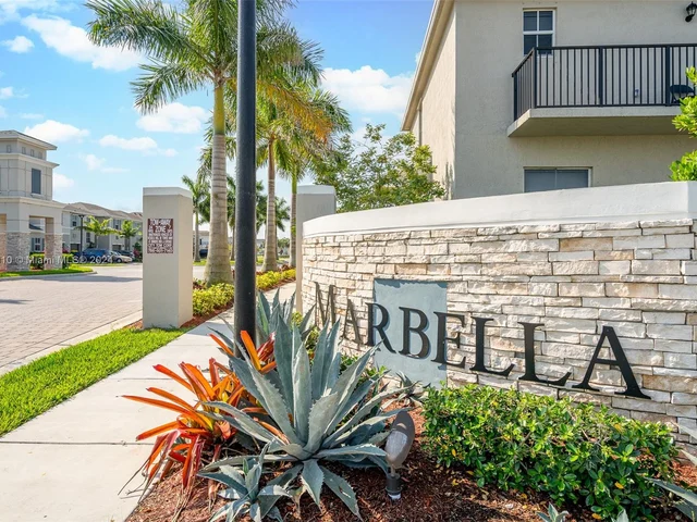 770 SE 18th St # 0, Homestead FL 33034