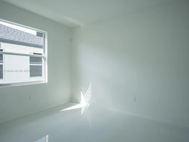 22490 SW 124 ST, Miami FL 33170