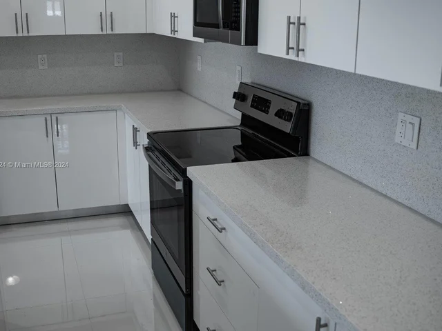 22490 SW 124 ST, Miami FL 33170