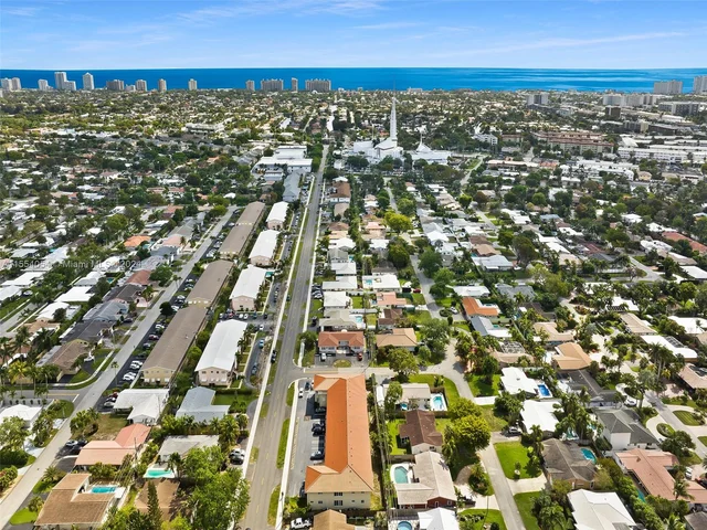 2020 NE 56th St # 101, Fort Lauderdale FL 33308