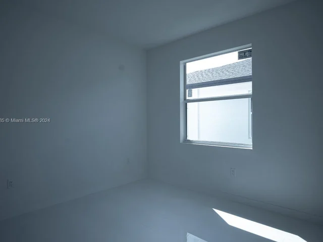 22590 SW 124 CT, Miami FL 33170