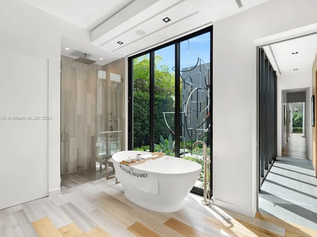 8055 Noremac Ave, Miami Beach FL 33141