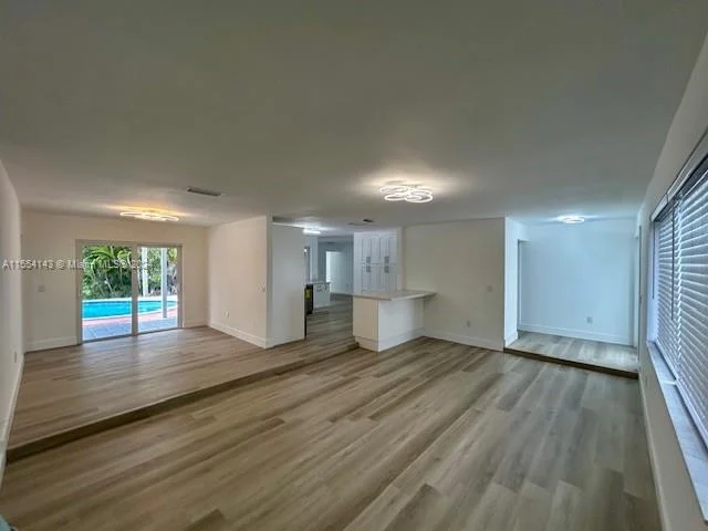 2905 NW 120th Way, Sunrise FL 33323