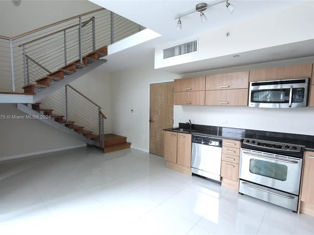 350 S Miami Ave # 311, Miami FL 33130
