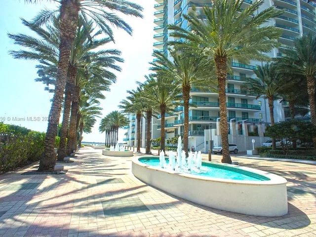 1331 Brickell Bay Dr # 1604, Miami FL 33131