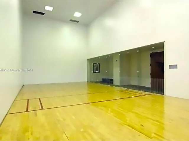 1331 Brickell Bay Dr # 1604, Miami FL 33131