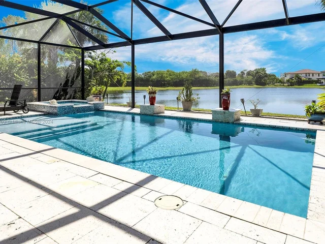 11150 NW 82nd Pl, Parkland FL 33076