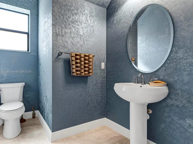 11150 NW 82nd Pl, Parkland FL 33076