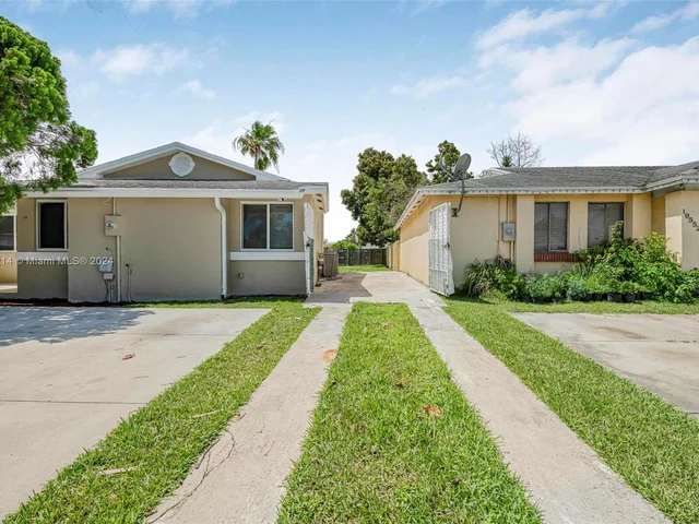 19620 SW 123rd Ave, Miami FL 33177
