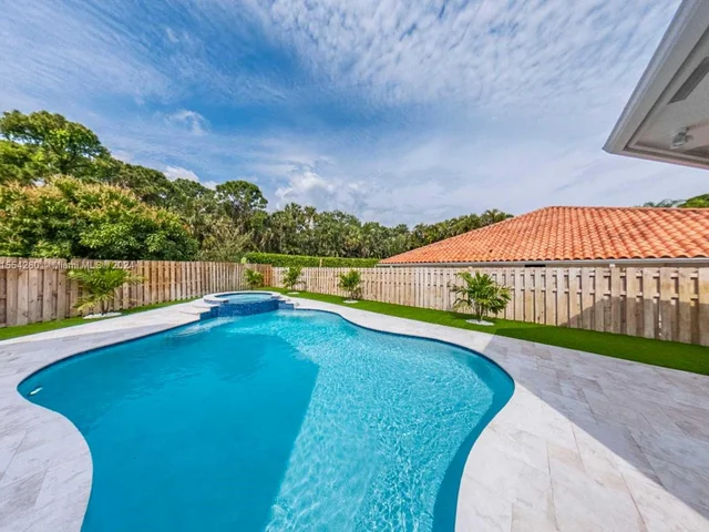 12972 Calais Cir, Palm Beach Gardens FL 33410