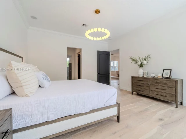 12972 Calais Cir, Palm Beach Gardens FL 33410