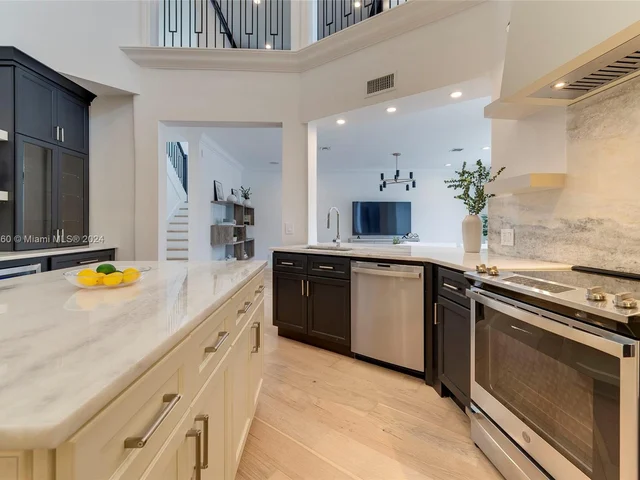 12972 Calais Cir, Palm Beach Gardens FL 33410