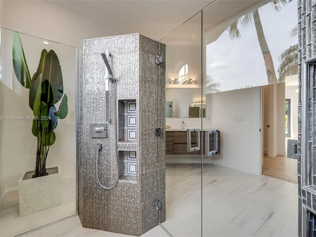 12972 Calais Cir, Palm Beach Gardens FL 33410