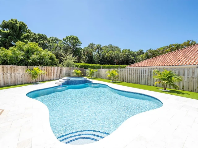 12972 Calais Cir, Palm Beach Gardens FL 33410