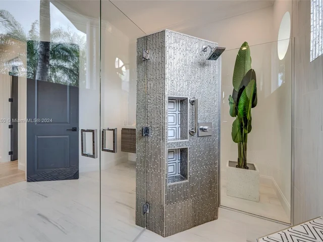 12972 Calais Cir, Palm Beach Gardens FL 33410