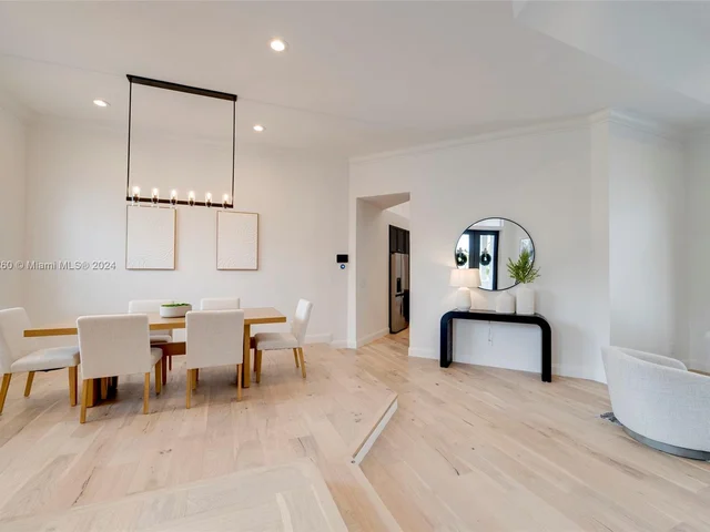 12972 Calais Cir, Palm Beach Gardens FL 33410