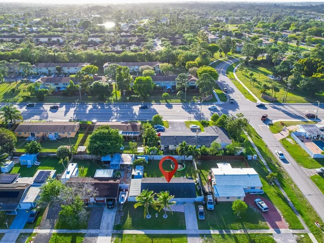 777 Scott Dr, West Palm Beach FL 33415