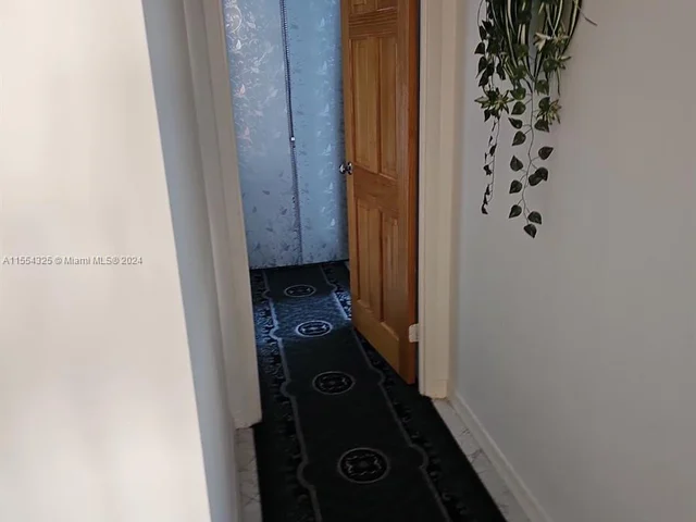 251 174th St # 1417, Sunny Isles Beach FL 33160