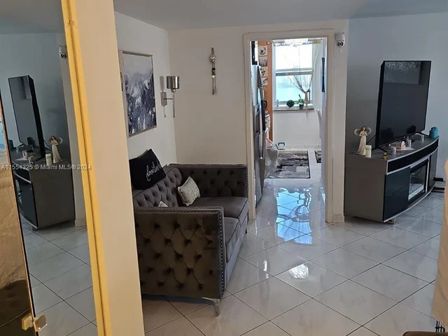 251 174th St # 1417, Sunny Isles Beach FL 33160