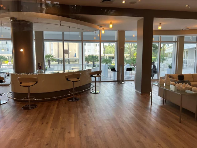 10275 Collins Ave # 112, Bal Harbour FL 33154