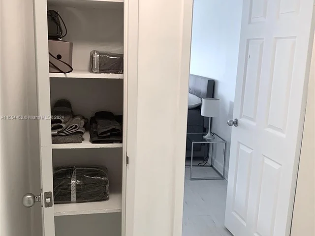 1500 Bay Rd # 1066S, Miami Beach FL 33139