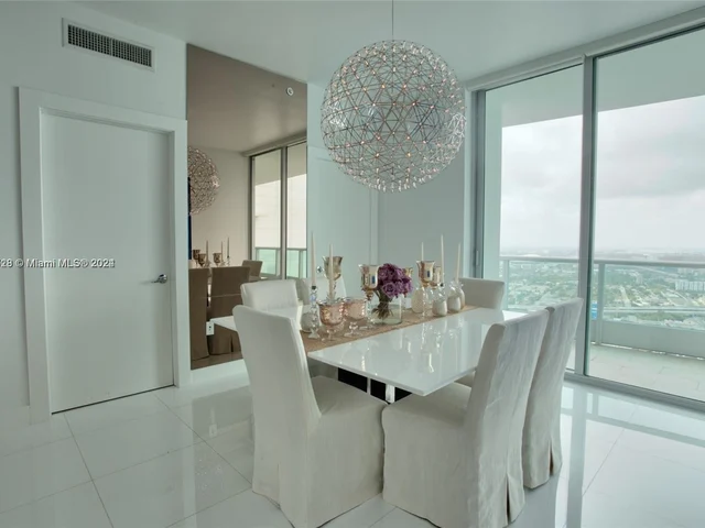 900 Biscayne Blvd # 5709, Miami FL 33132