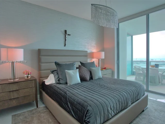 900 Biscayne Blvd # 5709, Miami FL 33132