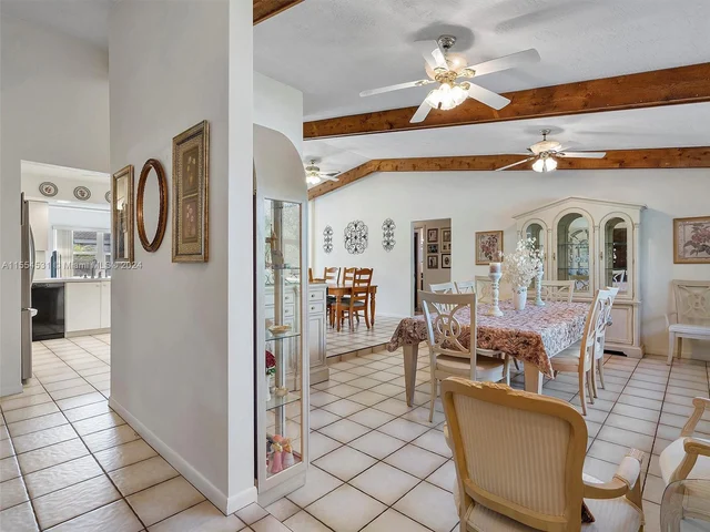 5712 SW 118th Ave, Cooper City FL 33330