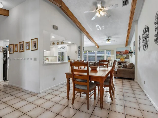 5712 SW 118th Ave, Cooper City FL 33330