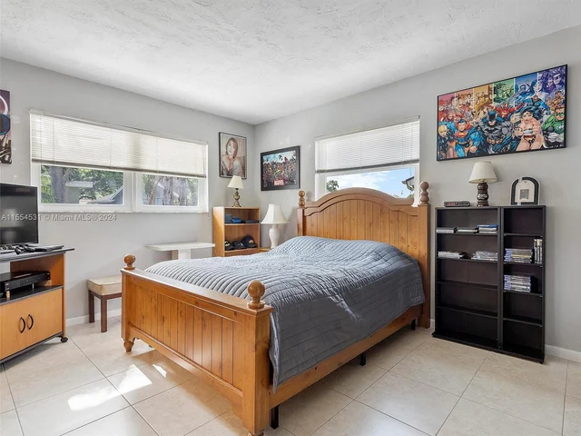 5712 SW 118th Ave, Cooper City FL 33330