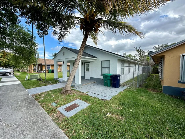 12220 SW 203rd St, Miami FL 33177