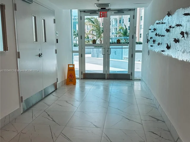 480 NE 30th St # 1904, Miami FL 33137