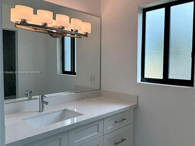 15803 NW 39th Pl # 15803, Miami Gardens FL 33054