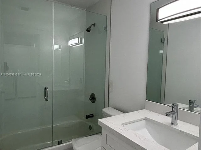 15803 NW 39th Pl # 15803, Miami Gardens FL 33054