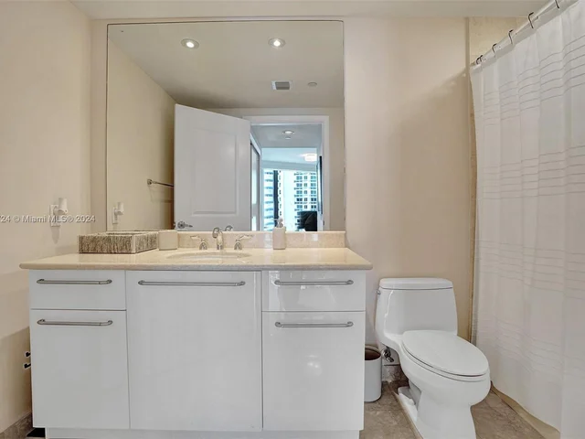 3101 S Ocean Dr # 2605, Hollywood FL 33019