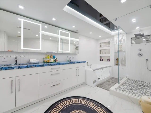 16400 Collins Ave # 443, Sunny Isles Beach FL 33160