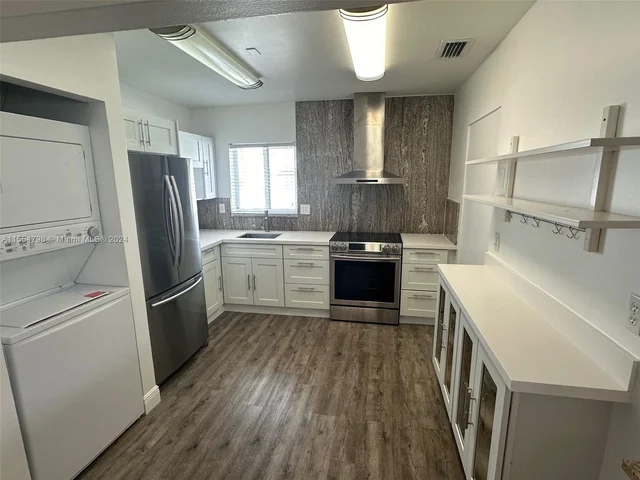 12812 SW 45th Ter, Miami FL 33175