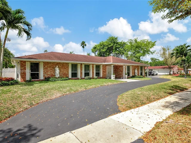 101 SW 63rd Ave, Plantation FL 33317