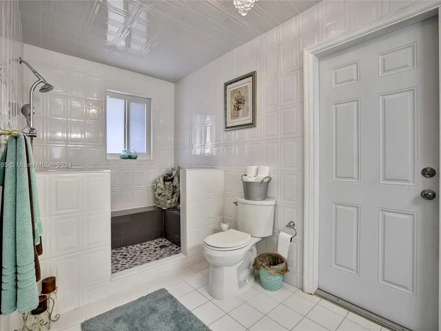 101 SW 63rd Ave, Plantation FL 33317