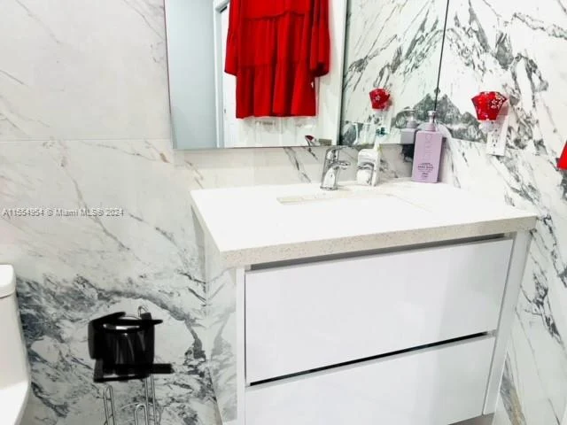 111 NW 117th Ter, Plantation FL 33325