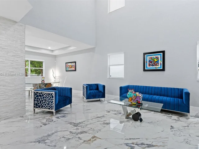 111 NW 117th Ter, Plantation FL 33325