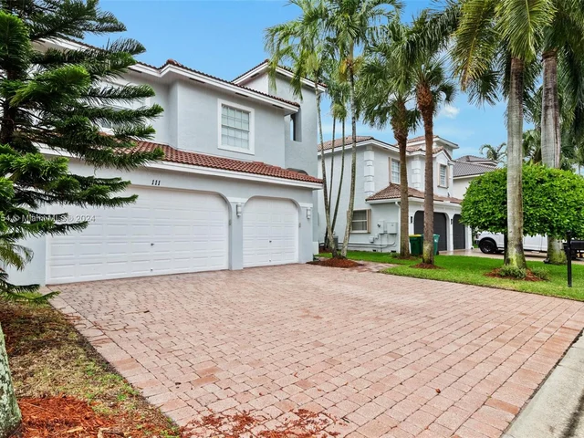111 NW 117th Ter, Plantation FL 33325