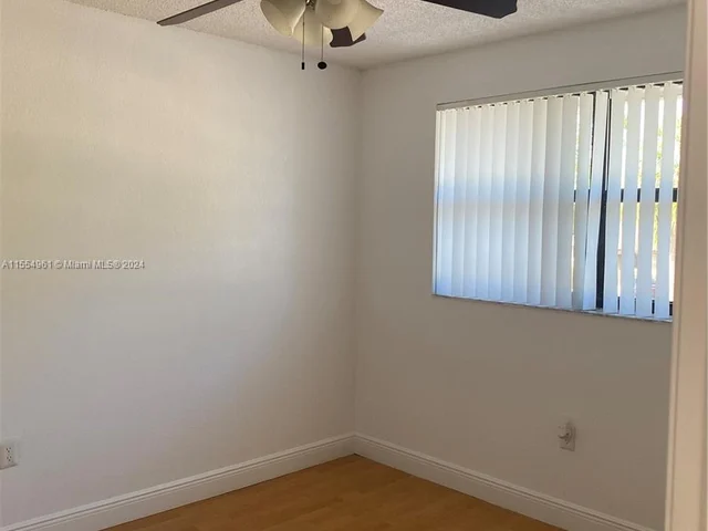 9916 Nob Hill Ln # 9916, Sunrise FL 33351