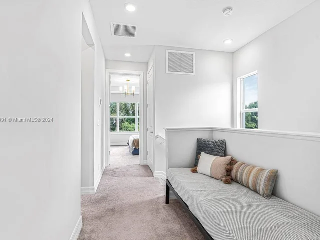 1595 Evergreen Ter, Hollywood FL 33021