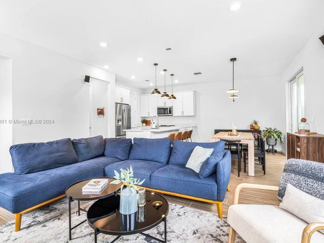 1595 Evergreen Ter, Hollywood FL 33021