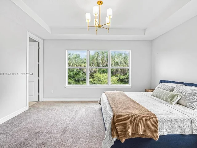 1595 Evergreen Ter, Hollywood FL 33021