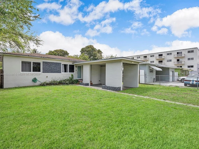 630 NE 130th St, North Miami FL 33161