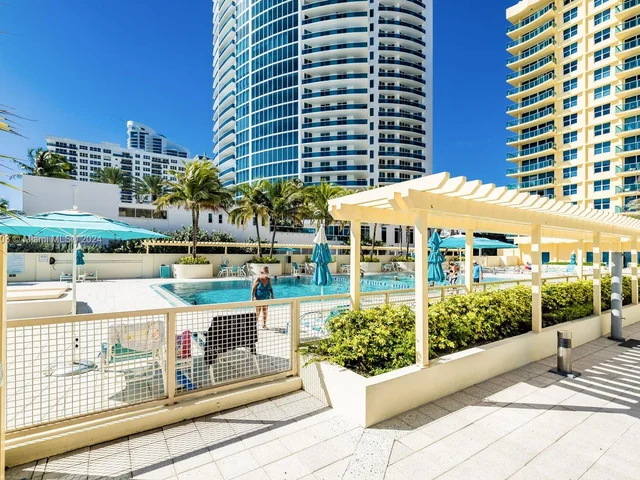 2501 S Ocean Dr # 922, Hollywood FL 33019